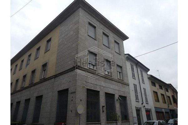 ufficio in vendita a Sale