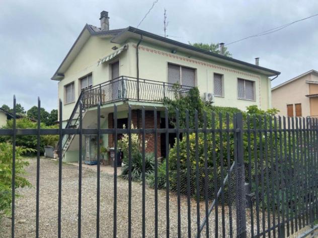 casa indipendente in vendita a Sale