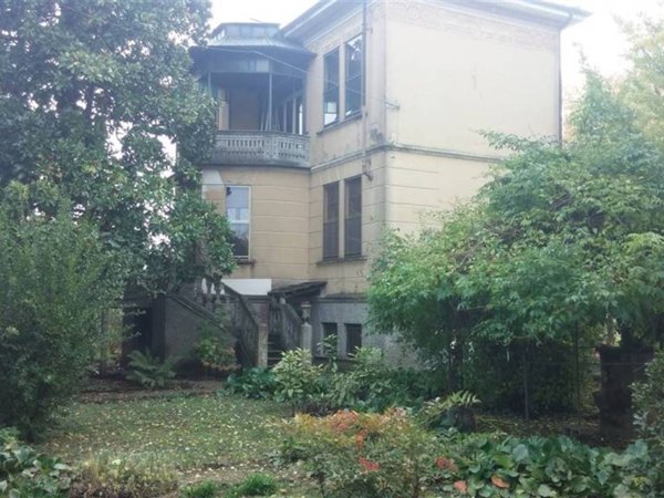 casa indipendente in vendita a Sale