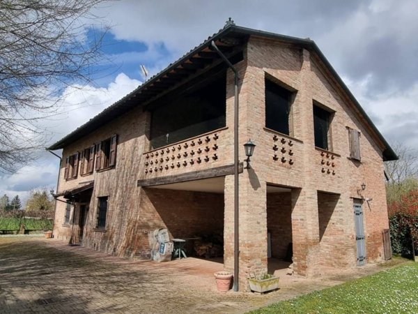 casa indipendente in vendita a Sale