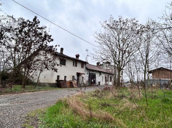 casa indipendente in vendita a Sale