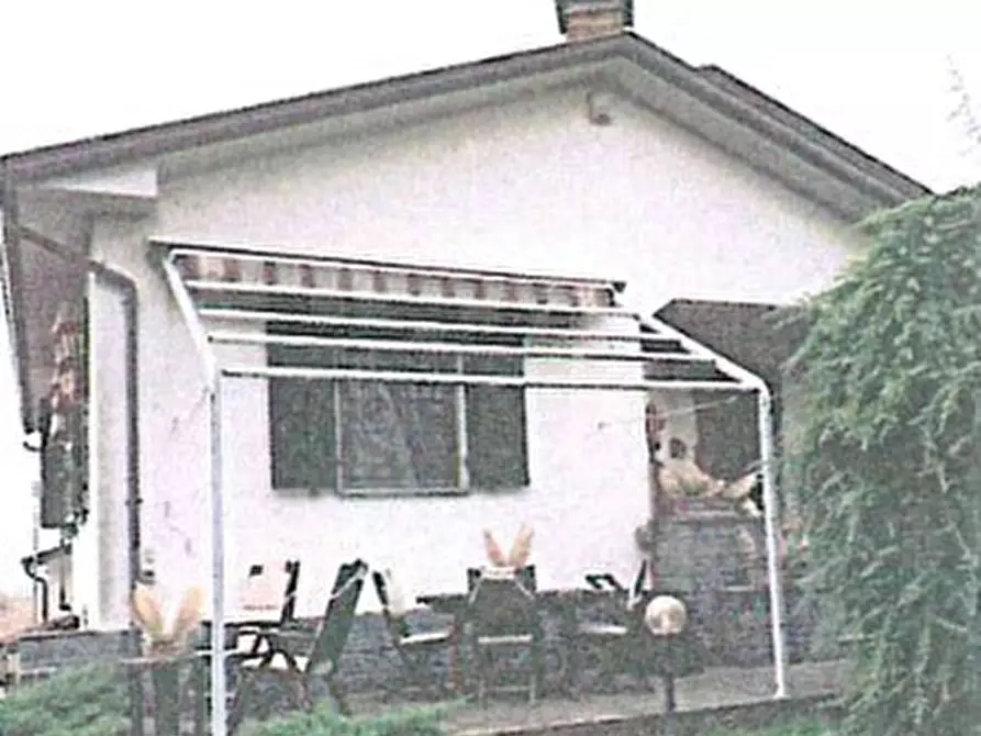 casa indipendente in vendita a Sale