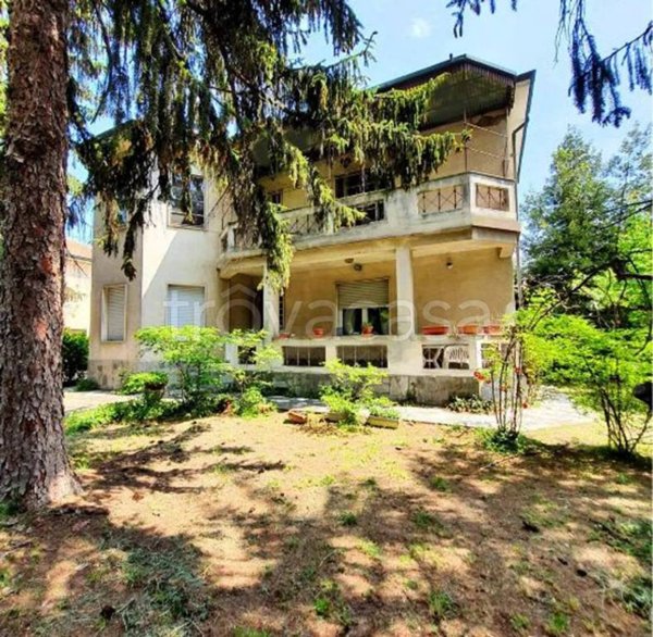 casa indipendente in vendita a Sale