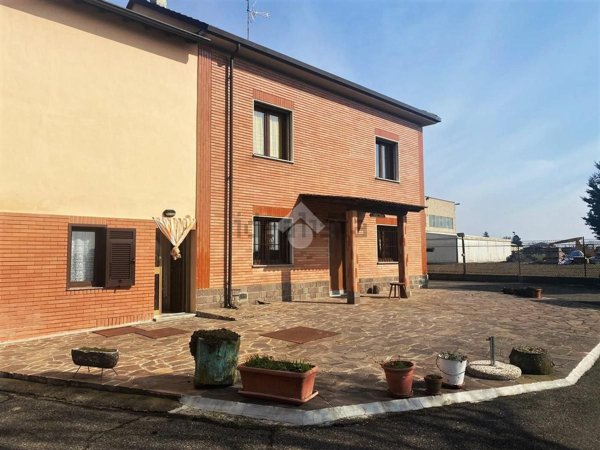pentavano in vendita a Sale