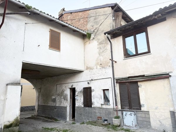 casa indipendente in vendita a Sale