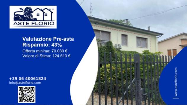 casa indipendente in vendita a Sale