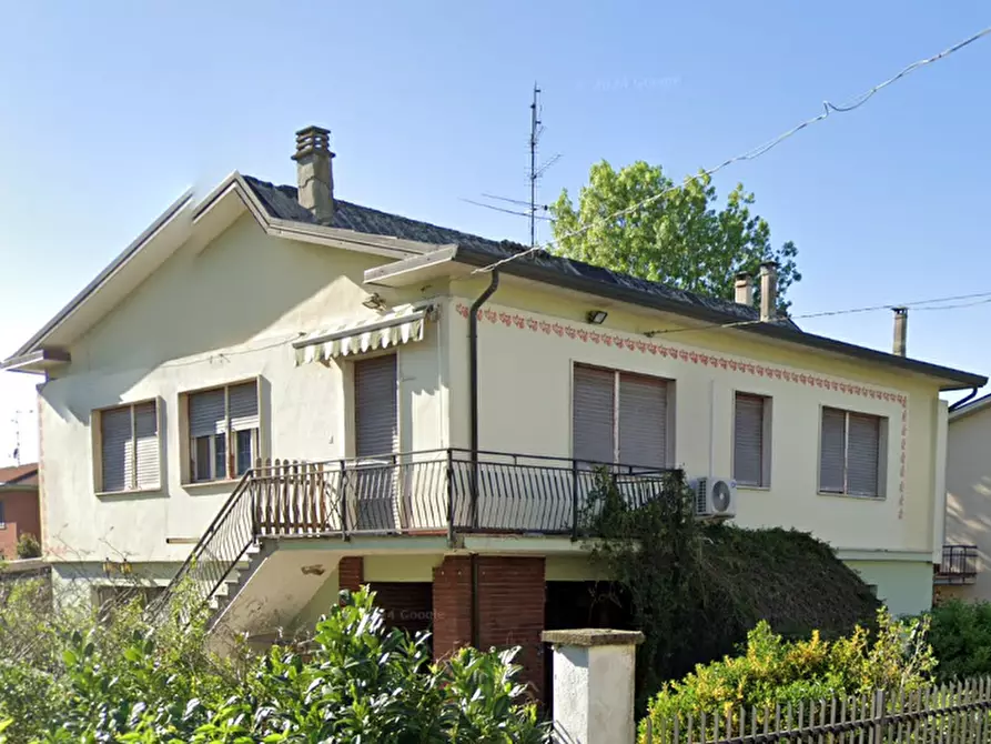 casa indipendente in vendita a Sale