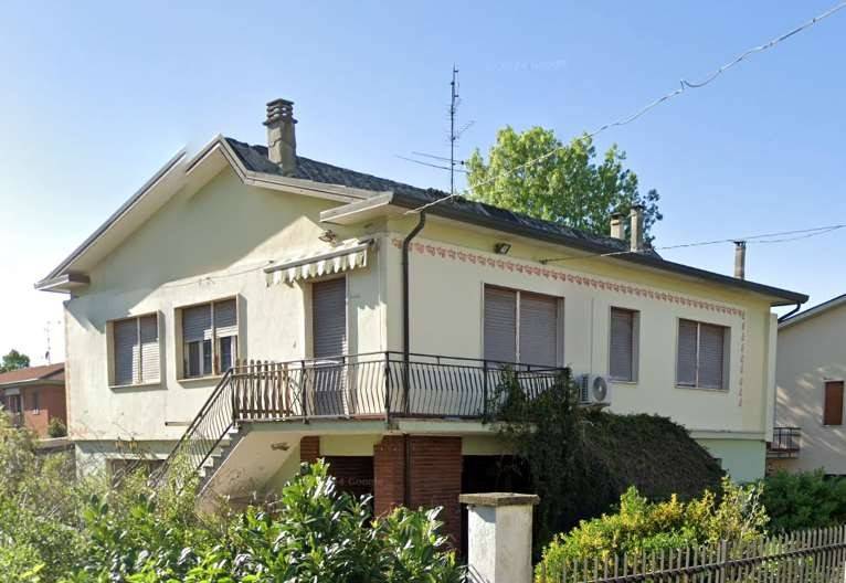 casa indipendente in vendita a Sale