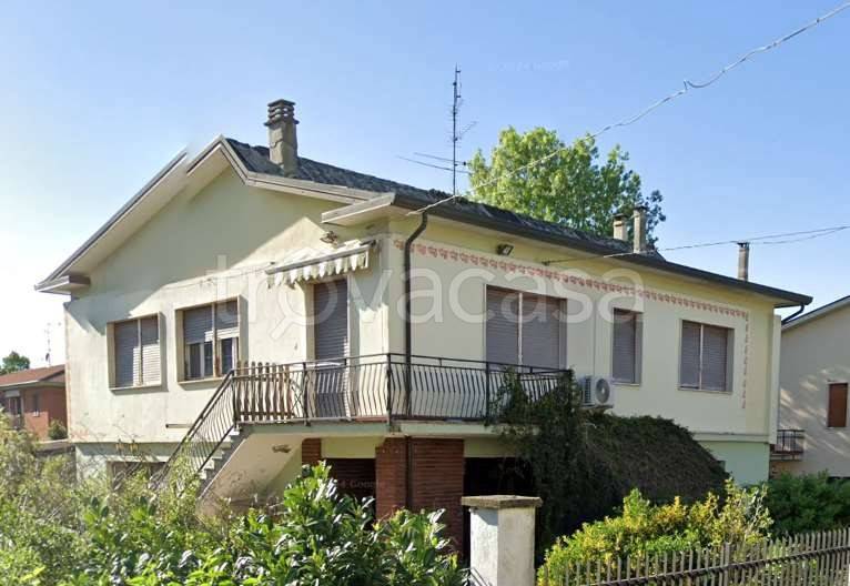 casa indipendente in vendita a Sale