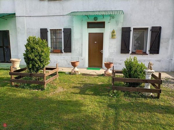 casa indipendente in vendita a Sale