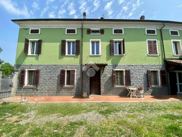 casa indipendente in vendita a Sale