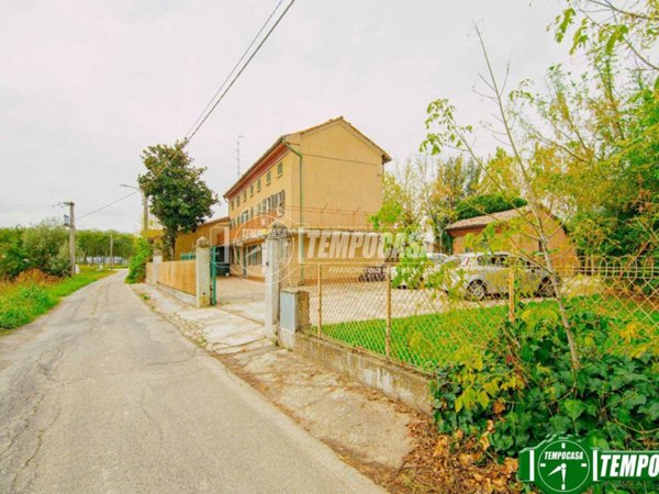 casa indipendente in vendita a Sale