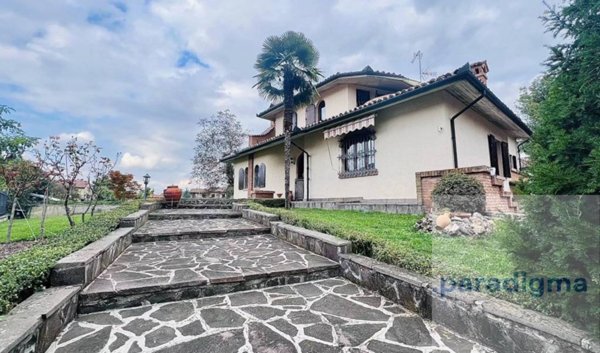 casa indipendente in vendita a Sale