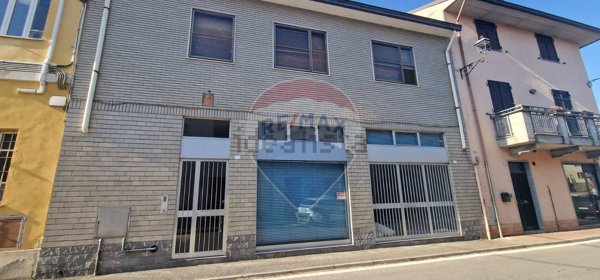 casa indipendente in vendita a Sale