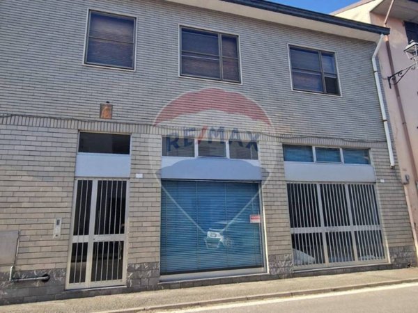 casa indipendente in vendita a Sale