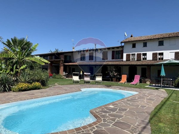 casale in vendita a Sale