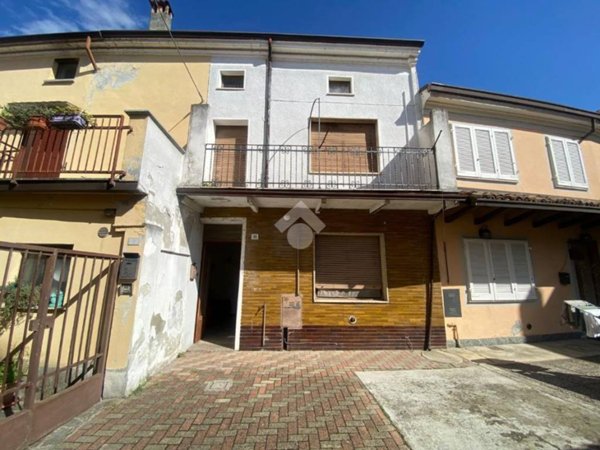 casa indipendente in vendita a Sale