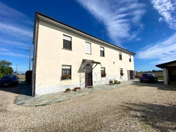 casa indipendente in vendita a Sale