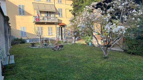 casa indipendente in vendita a Sale