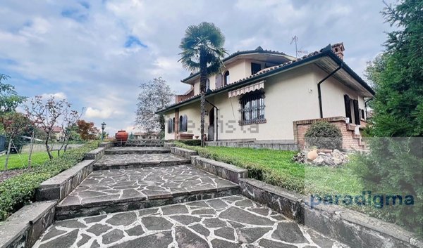 casa indipendente in vendita a Sale