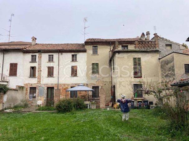 casa indipendente in vendita a Sale