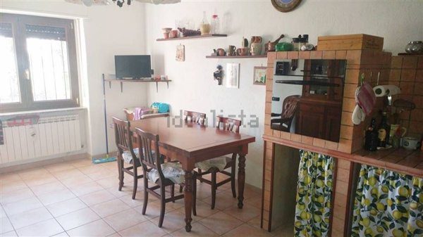 casa indipendente in vendita a Sale