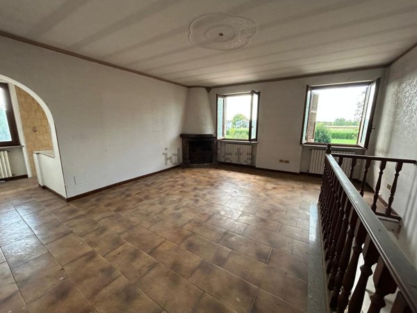 casa indipendente in vendita a Sale