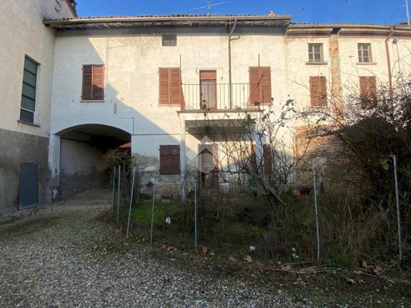 casa indipendente in vendita a Sale