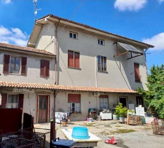 casa indipendente in vendita a Sale