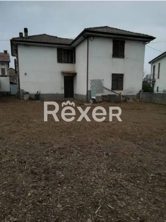 casa indipendente in vendita a Sale