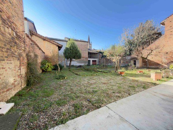 casa indipendente in vendita a Sale