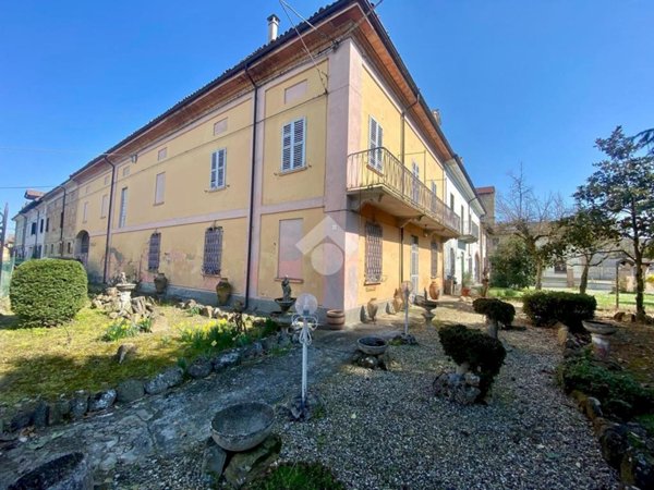 casa indipendente in vendita a Sale