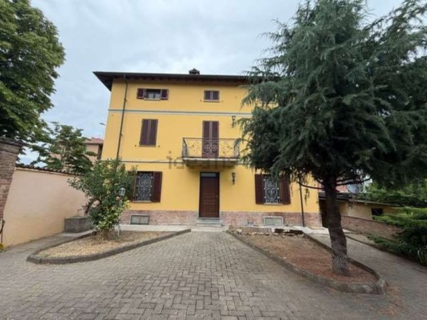 casa indipendente in vendita a Sale