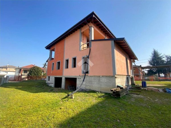 casa indipendente in vendita a Sale