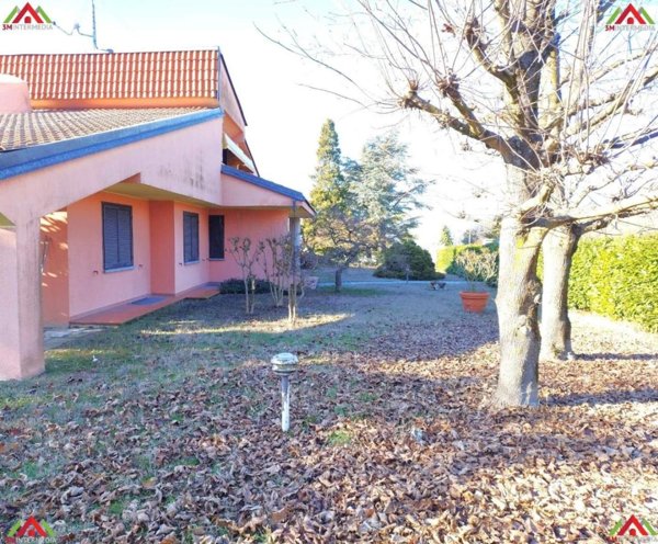 casa indipendente in vendita a San Salvatore Monferrato