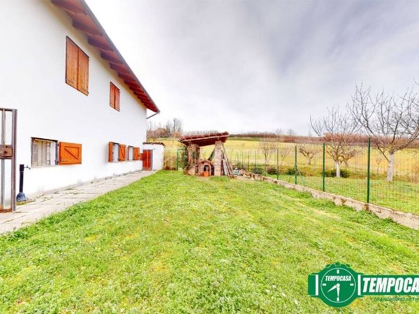 appartamento in vendita a San Salvatore Monferrato in zona Valdolenga
