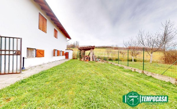 appartamento in vendita a San Salvatore Monferrato in zona Valdolenga