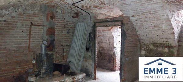 casa semindipendente in vendita a San Salvatore Monferrato