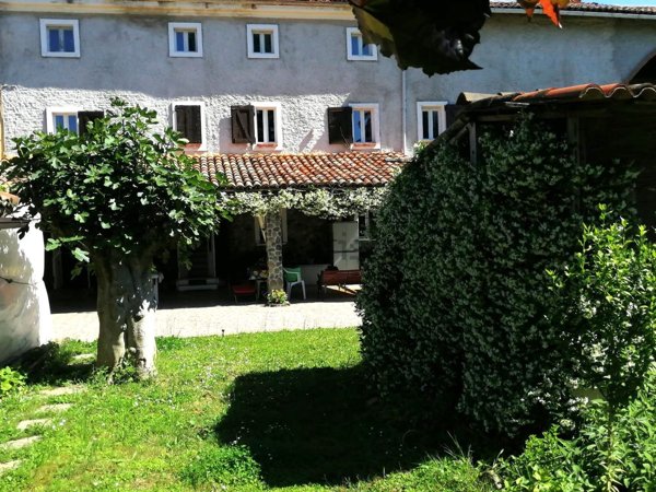 casa indipendente in vendita a San Salvatore Monferrato