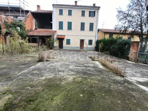 casa indipendente in vendita a San Salvatore Monferrato