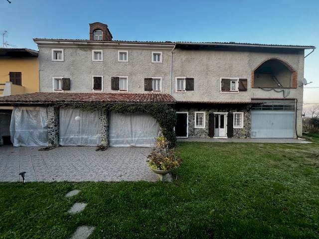 casa indipendente in vendita a San Salvatore Monferrato