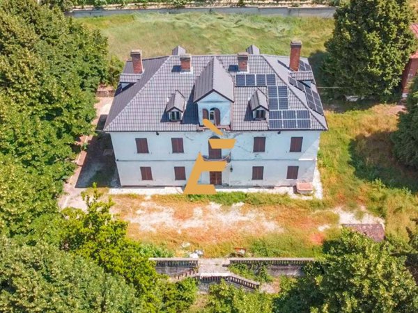 casa indipendente in vendita a San Salvatore Monferrato