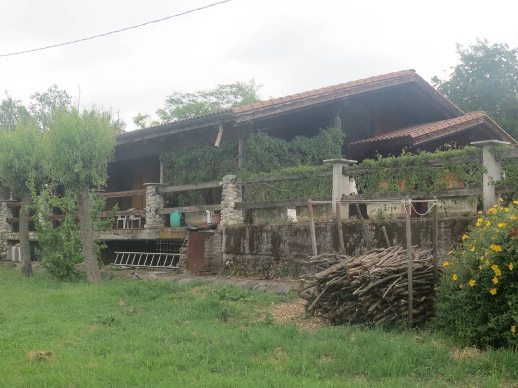 casa indipendente in vendita a San Salvatore Monferrato