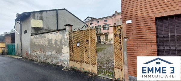casa semindipendente in vendita a San Salvatore Monferrato