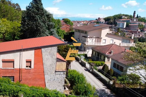 casa indipendente in vendita a San Salvatore Monferrato