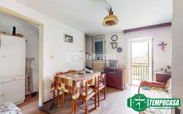 casa indipendente in vendita a San Salvatore Monferrato