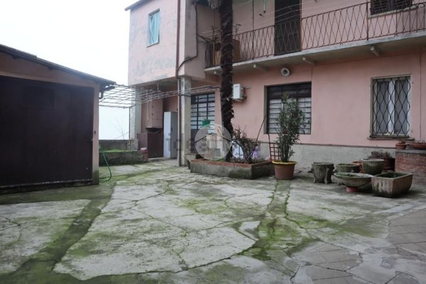 casa semindipendente in vendita a San Salvatore Monferrato