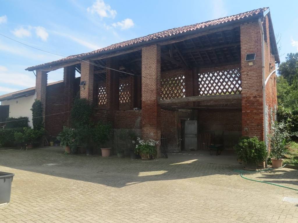 casa indipendente in vendita a San Salvatore Monferrato