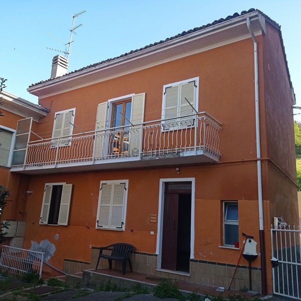 casa indipendente in vendita a San Salvatore Monferrato