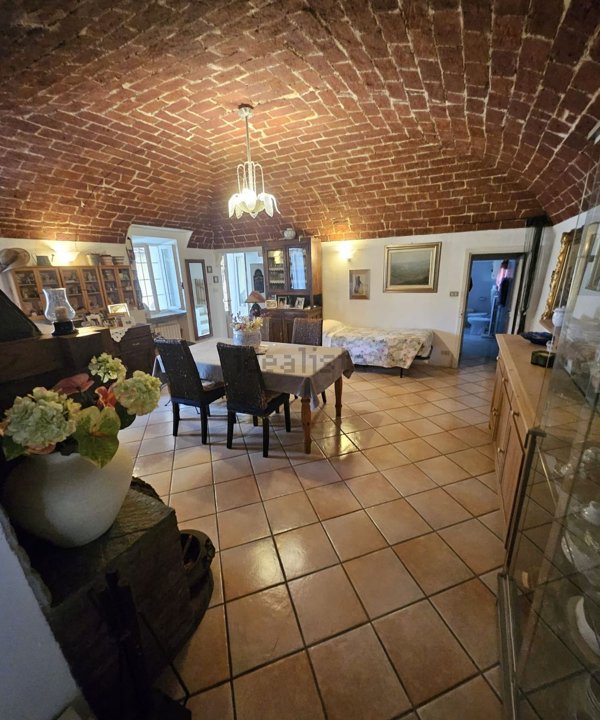 casa indipendente in vendita a San Salvatore Monferrato
